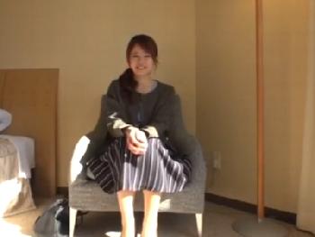 巨根他人棒に狂ったように恍惚絶頂に昇りつめる安達祐実似の素人人妻