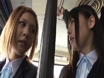 けいおん!?コスプレした女子校生が婦女暴行でオメコ気持ちぃ☆