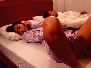 勃起不全の夫に愛想が尽きて同じマンションのご近所さんと浮気する妻