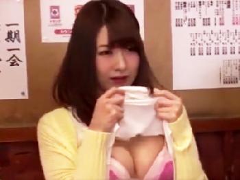 相席居酒屋で出会った爆乳痴女が最高過ぎた