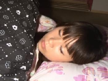 寝ている妹に夜這い!!強制肉親性交でおまんこ内射精する冷酷非道な兄