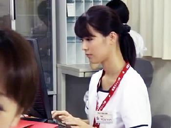 入院患者がキュートな女性ナースさんをロックオン→夜勤中にベッドに引きずりこむ!!