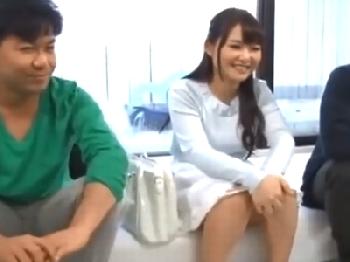 妖艶な巨乳美女がミドルエイジ男性とのセックスで連続オーガズム!!