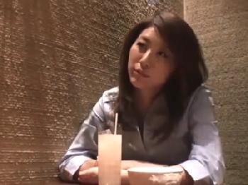 巨乳コスプレの喘ぎ声が半端なく刺激的でヌケた