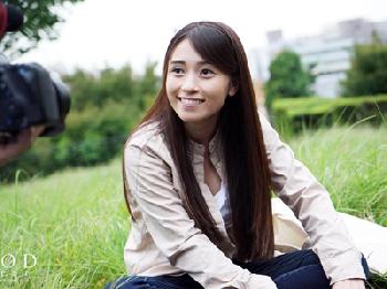 日本とポルトガルの本物ハーフ女子大生が鮮烈デビュー