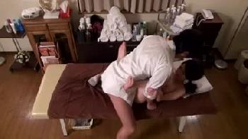 人妻マッサージ→まぁ当然強姦になりますよね
