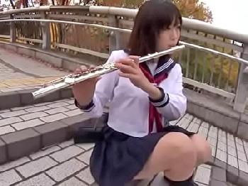 セーラー服着たキュートなボイン女子校生と援助交際SEX