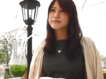 出会い系アプリで知り合った広島妻とホテルでハメ撮り性交!!