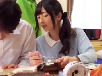 とても綺麗で優しい家庭教師に性衝動に駆られた生徒が押さえつけて性的暴行!!