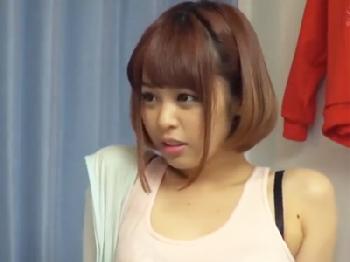 とても綺麗な隣人と幸運→潮吹いて昇天する淫猥