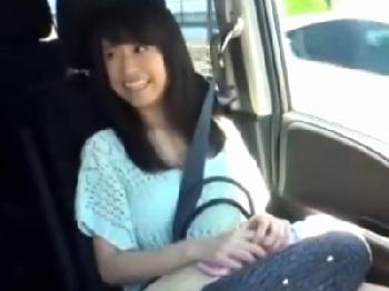 野外での露出プレイを拒む長瀬麻美ちゃんとテントの中で粘り強く戯れる性行為