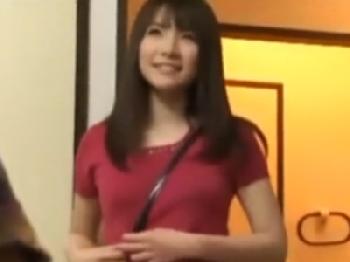 彼女の友人に誘われたので彼女に隠れて密かにヤリ倒す