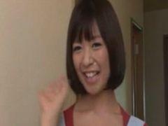 人妻交えて自宅で3Pプレイして気分最高!!