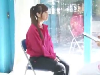 部活中の女子大生捕まえてマジックミラー号の中出しマッサージ