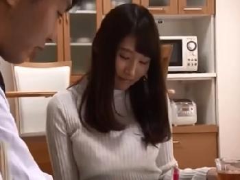 優しく話を聞いてくれる巨乳お姉さんに誘われたので押し倒し即ズボ!!