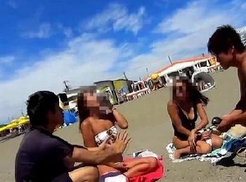 海に遊びにきていたガチ素人ギャルたちをナンパしてその場でブッ込み倒し