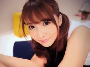 マン汁塗れの女陰に休む間もなくねじ込まれハードピストンで恍惚アクメ