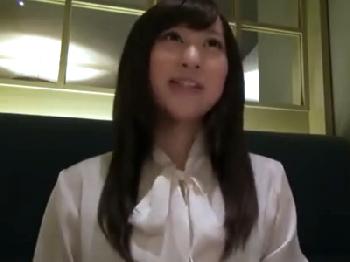 凄く綺麗な人妻降臨!!夫とは10歳以上離れた性的欲望を満たしたい人妻がイキ乱れ