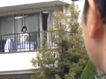 性的魅力もある人妻にムラっときた配達男が強姦→人妻の性行為への欲求が抑えきれず逆に逃げ帰ることに