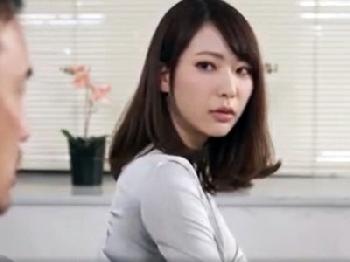 エリートキャリアウーマンが年上の部下に犯されるも絶頂アクメしてしまい‥