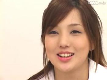 太ってないのに爆乳!!男の理想を具現化した素晴らしい女体の童顔メガネ美女がAVデビュー!!