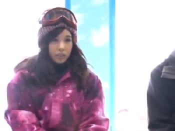 男友達と素股してたら一線を越えてしまった巨乳素人