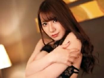 桁外れな美貌と至高のスタイルを持つ超サディスト女王が妖艶な笑みを浮かべマゾヒスティックな男を躾ける!!