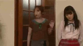 家庭教師のペニスが忘れられず中出し性交を繰り返す女子校生