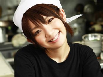 ラーメン屋の看板娘が店を守る為に体を張って怒涛の接客SEX