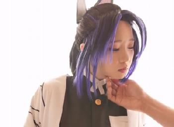 鬼滅〇刃・蝴〇忍コスプレの美少女コスプレイヤーが肉柱を挿入されて悶絶性交オフ会