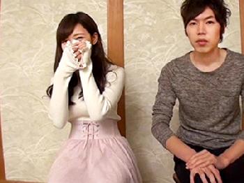 先輩に騙されて盗撮カメラの仕込まれたお風呂でする女子大生