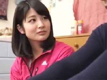 彼女の友人が可愛すぎて寝室に連れ込んで性行為るクズな彼氏W