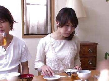 生徒の母親に体操着着させて浮気コスプレ交尾