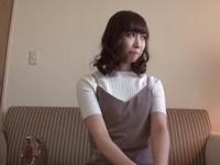 夢の代償として奴隷契約させられてしまったグラビアアイドル