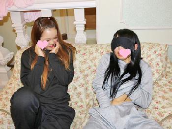 友人同士で援交するギャル女子校生たちと複数人SEX