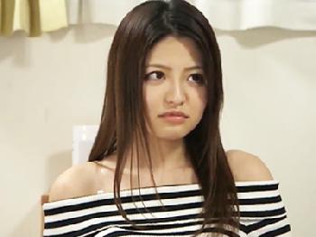 隣人の喘ぎ声でムラっときた男友達にねだられ友情崩壊SEX