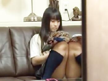 エアコン業者にオナニー見られて強制挿入される女子校生