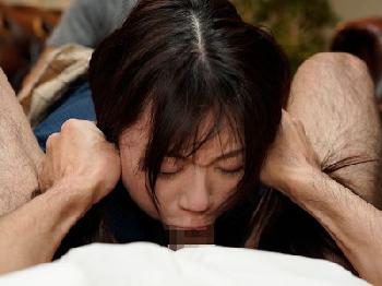 可愛い姪はイラマチオ中毒!?兄夫婦が不在の3日間喉奥を突かされ続けました…