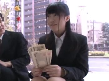 金に目がくらみまくってるのが分かる新人女性会社員が上司とマジックミラー号セックス