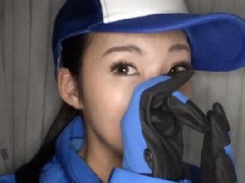 ガチで引っ越しスタッフやってるマゾ素人と仕事中に理不尽交尾