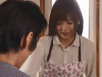 脅されて他人棒に膣内で精子を発射される美貌の人妻