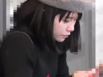 ミニスカートニーハイ美脚の美少女をストーキングして人気の無い場所で種付け痴漢強姦