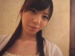 凄くキュートな美少女がイケメン巨根で突かれて喘ぎまくる