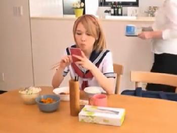 生意気女子校生妹がペニスに興味津々!!強制調教開始!!