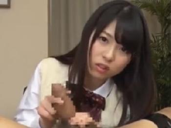 女子校生の義妹に捕らえられて強引手コキされみっともなく射精