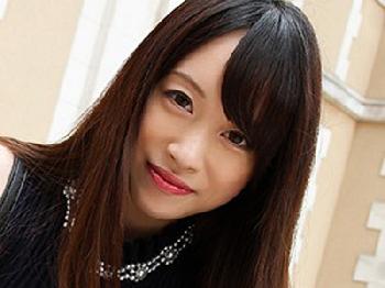 大人っぽくてえ雅やかなお姉さんがほぼ処女なのにAV出演!!