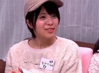 上玉な童顔素人をナンパGET!!100の質問に答えさせて成り行きのまま大乱交