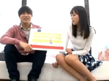 10万という大金を前に彼氏を裏切りながら少しずつ友人ペニスを挿入!!