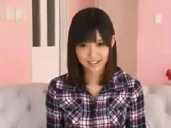 齋〇飛鳥似の小悪魔女子校生に誘わるがまま教師と生徒の禁断関係に!!