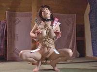 囚えられた女スパイが徹底拷問にかけられ性奴隷化